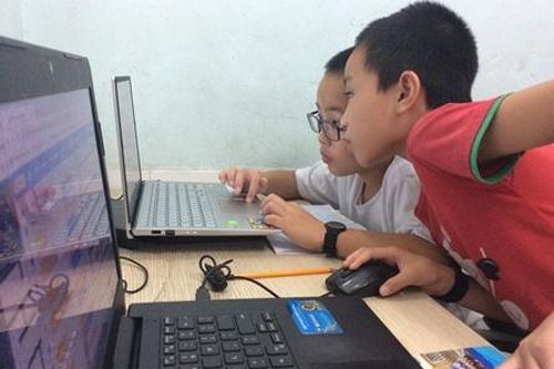 Khởi động 'Trại hè lập trình' miễn phí cho trẻ em Việt Nam