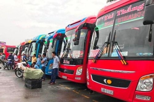Xe ô tô kinh doanh vận tải chính thức được giảm phí đường bộ