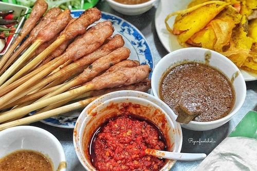 Đặc sản nem lụi nức tiếng xứ Huế
