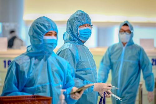Giải pháp nào giúp Việt Nam vượt qua làn sóng Covid-19 thứ 2?