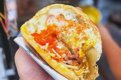 Bánh bò dừa và loạt hương vị gợi nhớ tuổi thơ ở TP.HCM