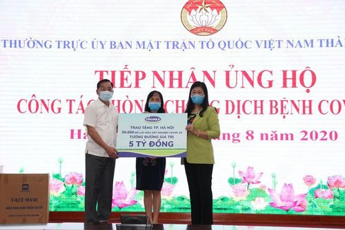 Hà Nội tiếp nhận 50 nghìn bộ lấy mẫu xét nghiệm Covid-19