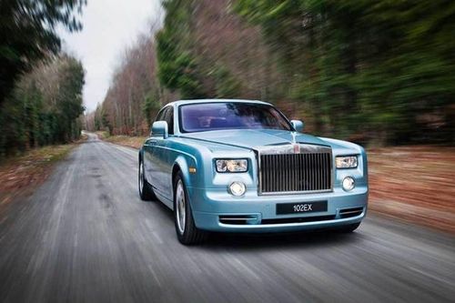 Mẫu xe Rolls-Royce Phantom sẽ ra mắt phiên bản chạy điện vào năm 2022