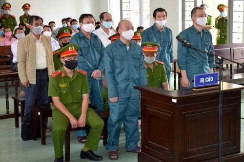 Bình Thuận: Cựu lãnh đạo TP Phan Thiết hầu tòa vì sai phạm về đất đai