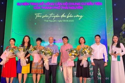 Cư dân Tecco Phủ Liễn nhận sổ hồng, khách an tâm đầu tư Tecco Elite City
