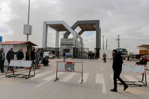 Cửa khẩu Rafah tại Gaza mở cửa lần đầu tiên sau nhiều tháng