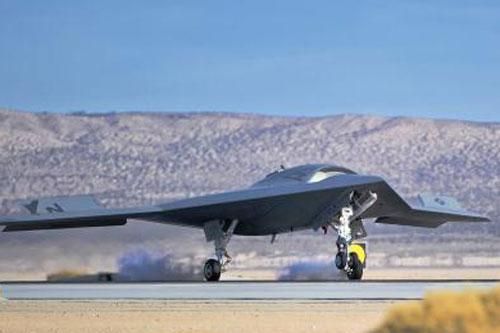 Nga khiến X-47B của Mỹ 'hụt hơi'