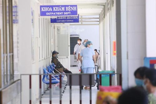 Lịch trình nam quản lý công ty nhiễm COVID-19 tại Đà Nẵng: Dự họp khóa và đi ăn trưa cùng 300 người, đi làm, ghé siêu thị