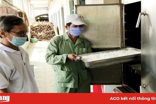 Ấm lòng bếp ăn của bệnh nhân nghèo