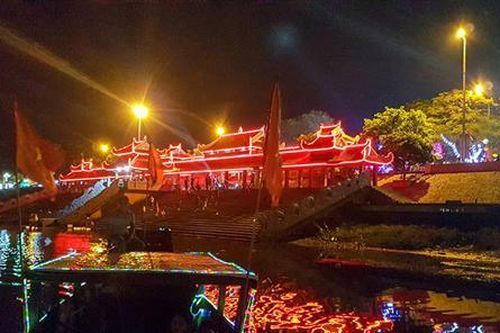 Tạp bút: Cảm ơn tháng Bảy