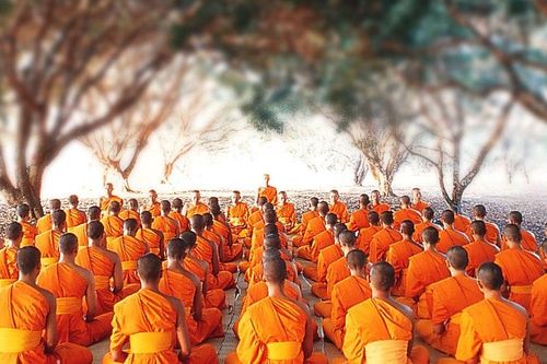 Phàm tăng & Thánh tăng