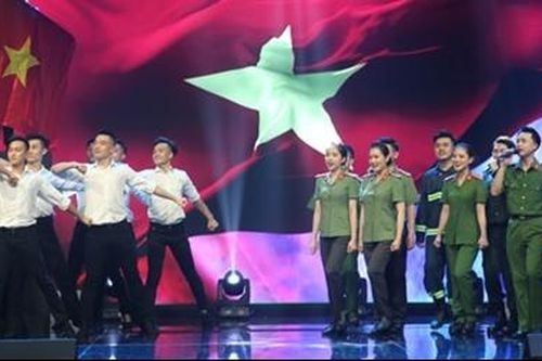 75 năm CAND Việt Nam - '75 mùa hoa chiến công'