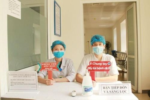 Ngừa lây nhiễm COVID-19 ở bệnh nhân cao tuổi trong bệnh viện