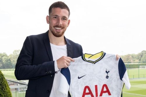 Tottenham công bố tân binh đầu tiên trong mùa hè này