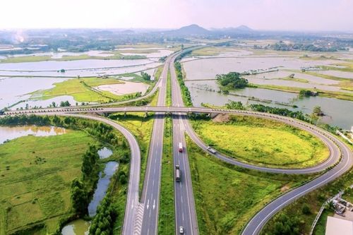 Huyện nào có nhiều thị trấn nhất Việt Nam?