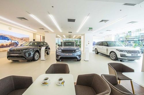 Jaguar Land Rover khai trương không gian thương hiệu tại Hà Nội
