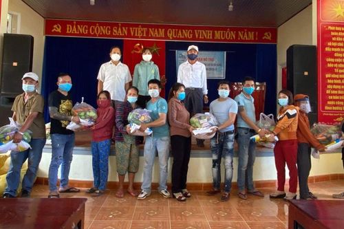 Những chuyến xe chở ân tình