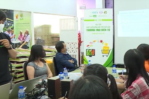 'Phiên chợ xanh tử tế' lên sàn thương mại điện tử