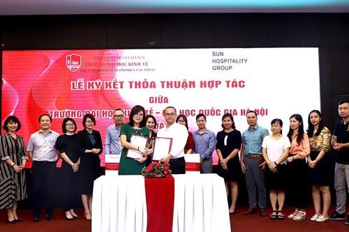 Trường Đại học Kinh tế, ĐHQGHN đẩy mạnh hợp tác toàn diện