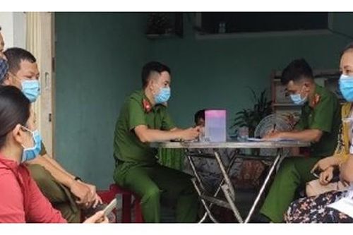 Bất ngờ sự thật tin 2 bé gái bị nhốt tại nhà hoang ở Quảng Ngãi