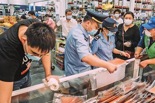 Trung Quốc: Liên tục tìm thấy virus corona trên bao bì hàng đông lạnh