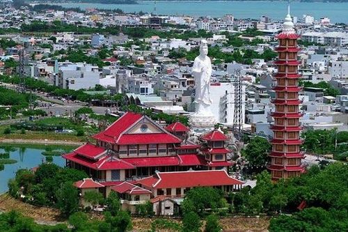 Bé gái 2 ngày tuổi bị bỏ rơi, tử vong trước cổng chùa ở Đà Nẵng