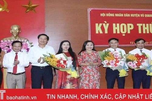 Vũ Quang bầu bổ sung 2 Phó Chủ tịch UBND huyện