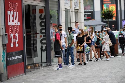 Bắt buộc đeo khẩu trang tại các địa điểm công cộng ở Brussels, Bỉ