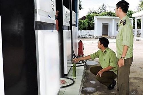 Xử phạt trường hợp vi phạm kinh doanh xăng, dầu gần 80 triệu đồng