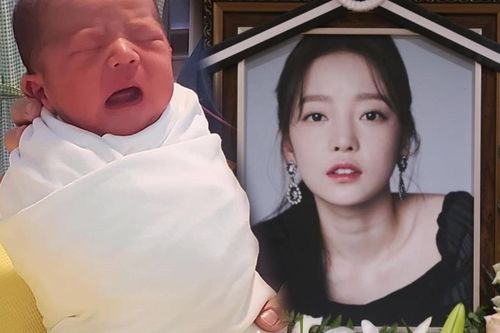 Cháu gái của Goo Hara (KARA) chào đời: Tên em bé được chọn trước khi tự tử
