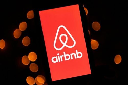 Quyết định bí mật và táo bạo của startup 'siêu kì lân' Airbnb khi đại dịch COVID-19 chưa kịp lắng xuống