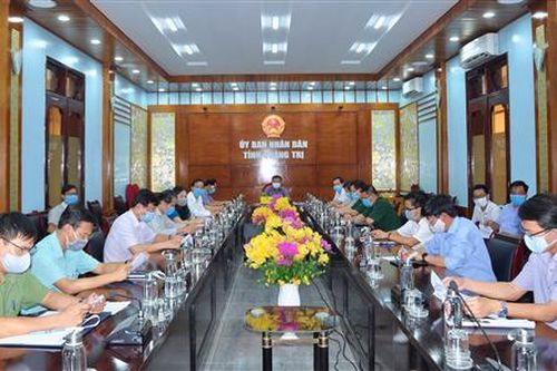 Thủ tướng Chính phủ Nguyễn Xuân Phúc: Cần suy nghĩ về một chiến lược chống COVID-19 hiệu quả về cả y tế lẫn kinh tế