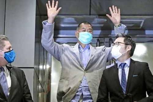 Ông trùm truyền thông Hong Kong Jimmy Lai được tại ngoại