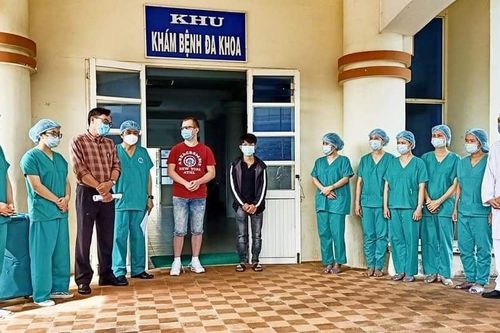 Hành trình 'đuổi' virus corona khỏi cơ thể 2 bệnh nhân COVID-19 ở Quảng Ngãi