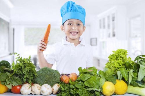 Tăng cường dinh dưỡng cho trẻ để phòng, chống dịch Covid-19