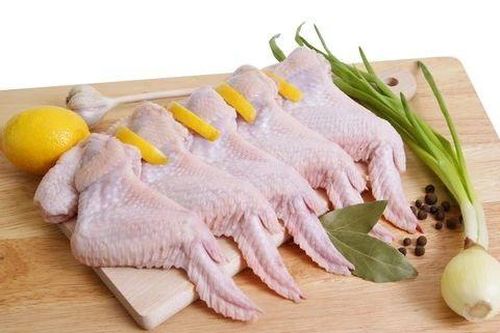Trung Quốc phát hiện cánh gà nhập khẩu từ Brazil nhiễm vi-rút COVID-19