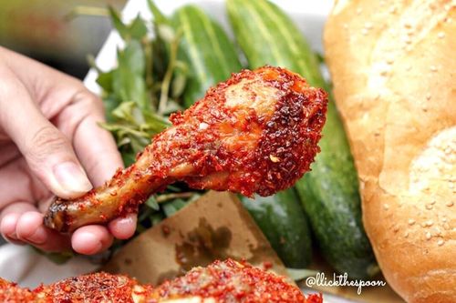Gà nướng muối ớt và loạt món cay, nóng hút khách ở TP.HCM