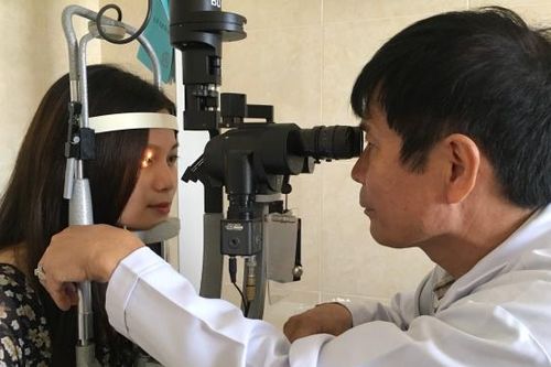 Hành trình xóa cận thị - xóa nỗi âu lo