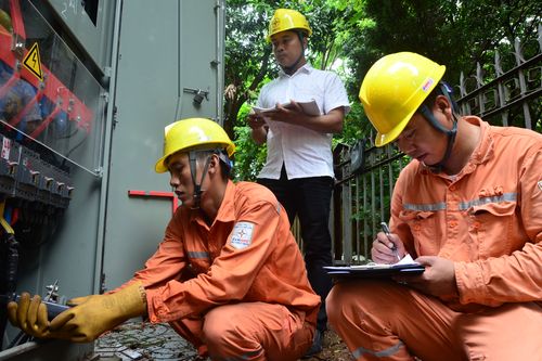 EVNNPC: Thời gian cấp điện giảm 2,34 ngày so với quy định