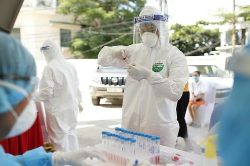 Chuyên gia nói gì về hai ca COVID-19 chưa phát hiện nguồn lây ở Hà Nội