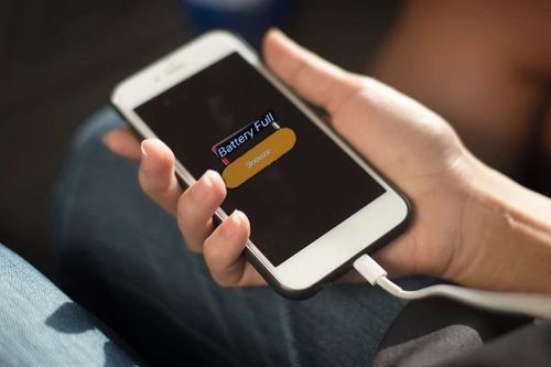 Cách đặt chuông báo khi iPhone sạc đầy pin