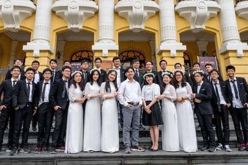 Những lớp học 'đình đám' trong mùa thi lớp 10 ở Hà Nội