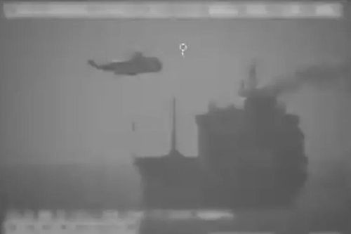 Mỹ tố hải quân Iran 'lên tàu nước ngoài' trên vùng biển quốc tế