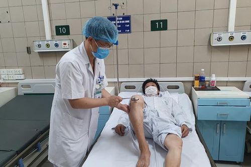 6 công nhân Hải Dương làm rèm bị nhiễm độc thiếc, 1 người tử vong