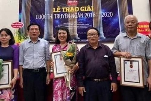 Cuộc thi truyện ngắn tạp chí Nhà văn và Tác phẩm (2018-2020): Họ xứng đáng được hy vọng