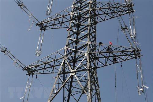 Đẩy nhanh thi công dự án đường dây 500kV Tây Hà Nội-Thường Tín
