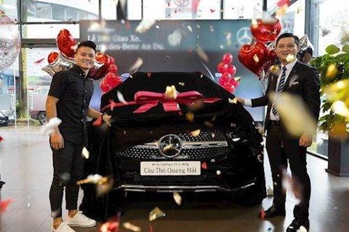 Xế hộp Mercedes-Benz tiền tỷ của Quang Hải có gì đặc biệt?