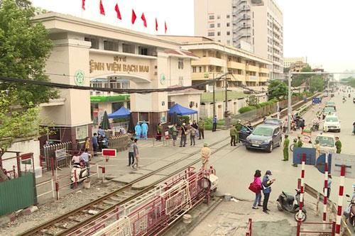 Người tung tin giả về ca bệnh COVID-19 ở Bệnh viện Bạch Mai có thể bị phạt tù