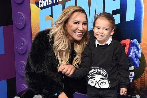 Con trai sao 'Glee' đã ổn định hơn sau cái chết của mẹ
