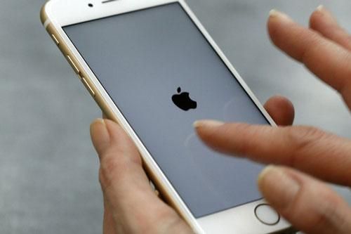 Mặc COVID-19, 'trùm' iPhone vẫn thắng lớn